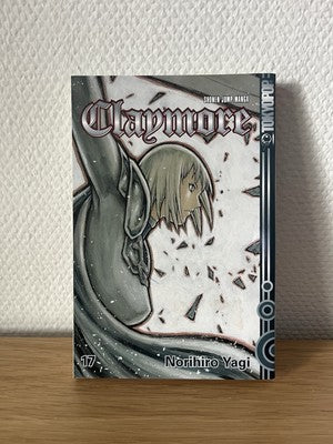 Claymore Manga Band 17 Deutsch - Mängelexemplar Stempel