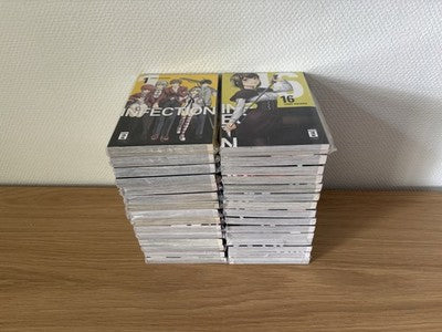 Infection Manga Band 1 - 30 Komplett Deutsch Neuwertig Und Originalverpackt